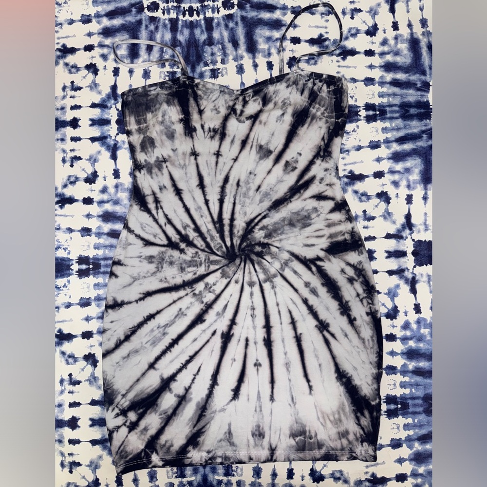Tie-dyed spaghetti strapped dress size small